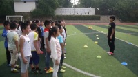 《脚内侧运球》小学体育与健康人教版-重庆市沙坪坝区名校联合外语小学校