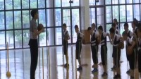 《篮球-行进间运球》体育与健康人教版-天津市