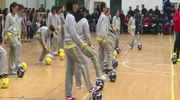 初中体育《足球脚背外侧运球过障碍练习方法》柯依萍(宁波惠贞书院)