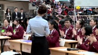 第十届全国高中英语课堂教学观摩课高二优质课《Festivals and Celebrations》(附课件)