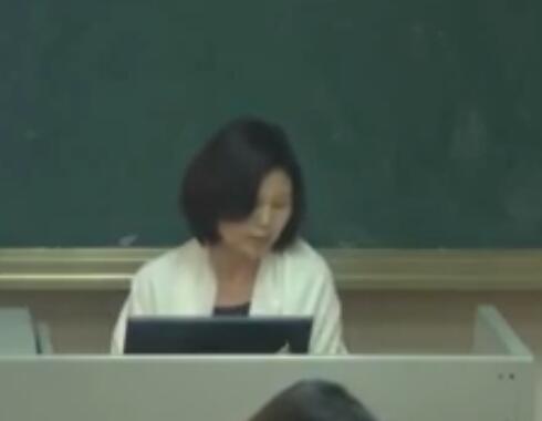 小学英语“深度学习”教学《Love around Me—Solve the Relationship Problems》说课-北京