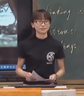泉州市中学英语课堂实录比赛(北师大版)Module 3 Unit 7 The Sea Lesson 4 Sea Stories
