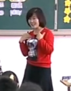 全国小学英语教学基本功大赛实录比赛视频(厦门)PEP五年级下册unit 4 when is easter read and write_3云南省楚雄