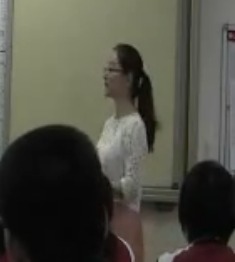 高一英语悦读联播听说课a walk through the jungle尤超群