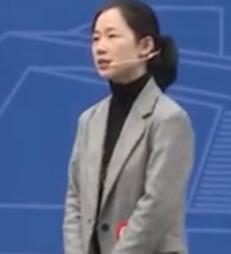 第十三届(2019)全国初中英语课堂教学观摩培训课例北京Memory: Your brain is like a muscle—use it or lose it专家点评视频