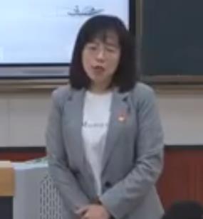 еڶ족˫ʦýѧչʾΡСӢ¹
