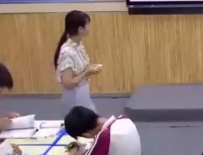 高中英语部编版新教材课堂教学优质课比赛译林版高中英语必修一Book 1 Unit 3 Getting along with others Making a scrapbook about friendship(Project)