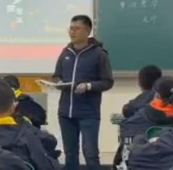 语文人教八年级上册(统编)《梦回繁华》四川省绵阳