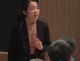 重庆市初中英语优质课大赛现场课(人教版九) U7 teenagers should be allowed to choose their own clothes. 3a项
