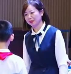 ȫ��ʮʡ�еڶ���Сѧ��ѧ��ѧ��Ħ���ֿ���8�ս̰����ϡ���ʽͳ�Ʊ���