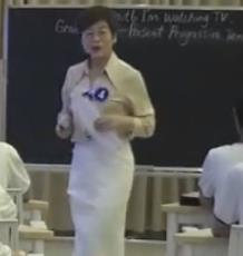 第十八届全国初中英语教师基本功大赛语法课 (新授课)人教版英语七年级下Unit6 I'm watching TV.Grammar present progressive tense